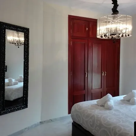 Alfonso Xii Apartment